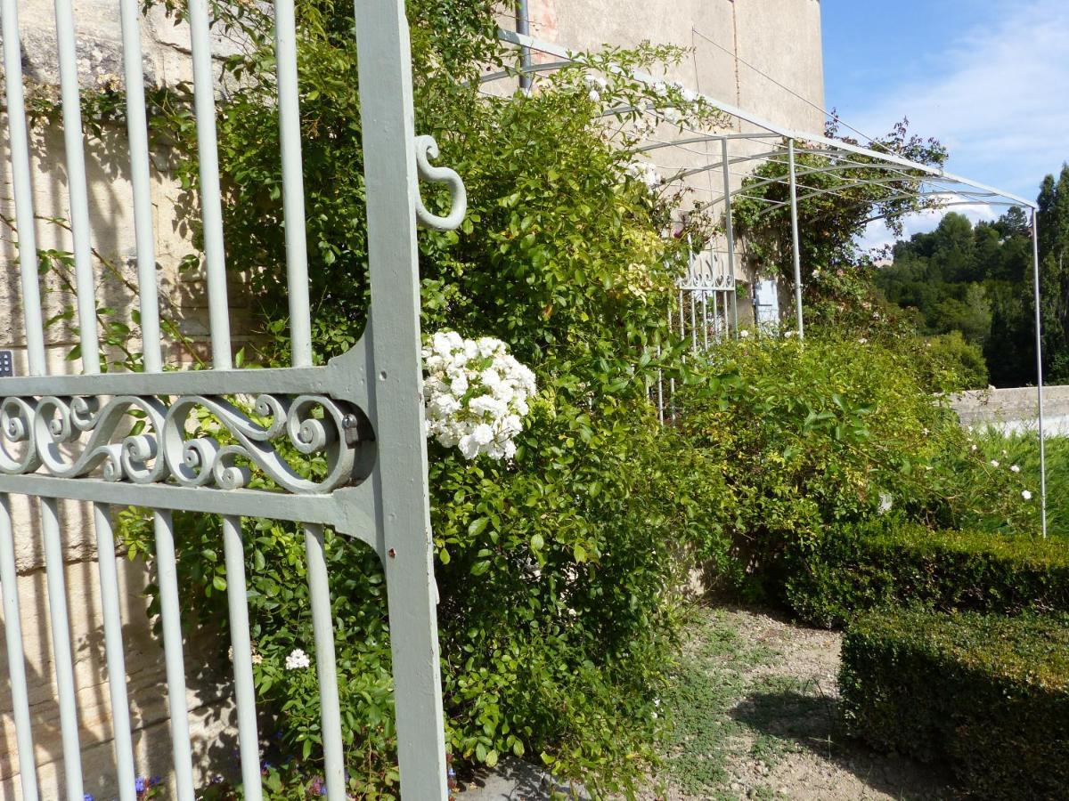 Chateau Du Grand Jardin Valensole Exterior photo